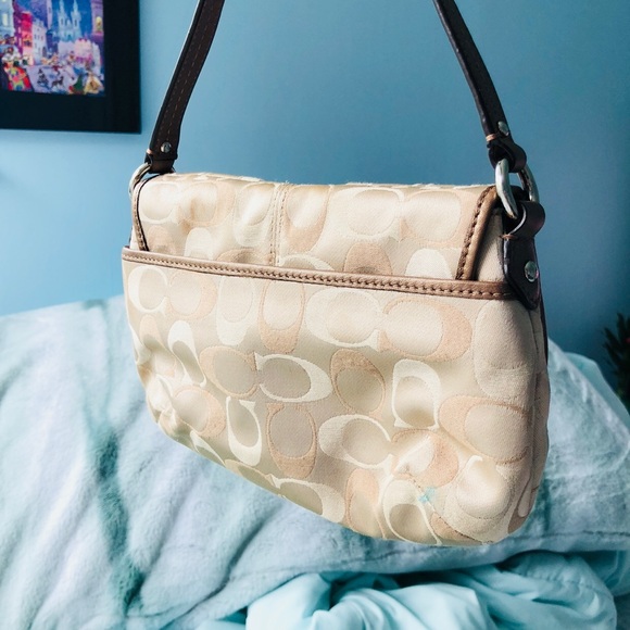 Retro Coach Mini Purse - Picture 4 of 7